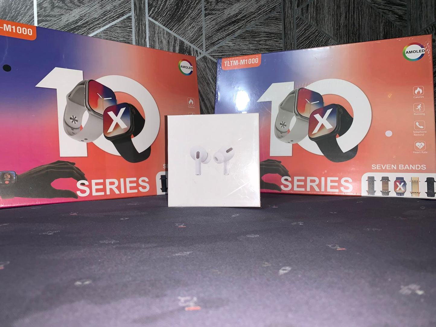 Jumbo Deal 7+1 SmartWatch Series 10+AirPods Pro 2(2nd Generation)